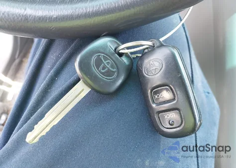 2005 Toyota Highlander Limited V6 from USA, damaged, VIN JTEEP21A350108345